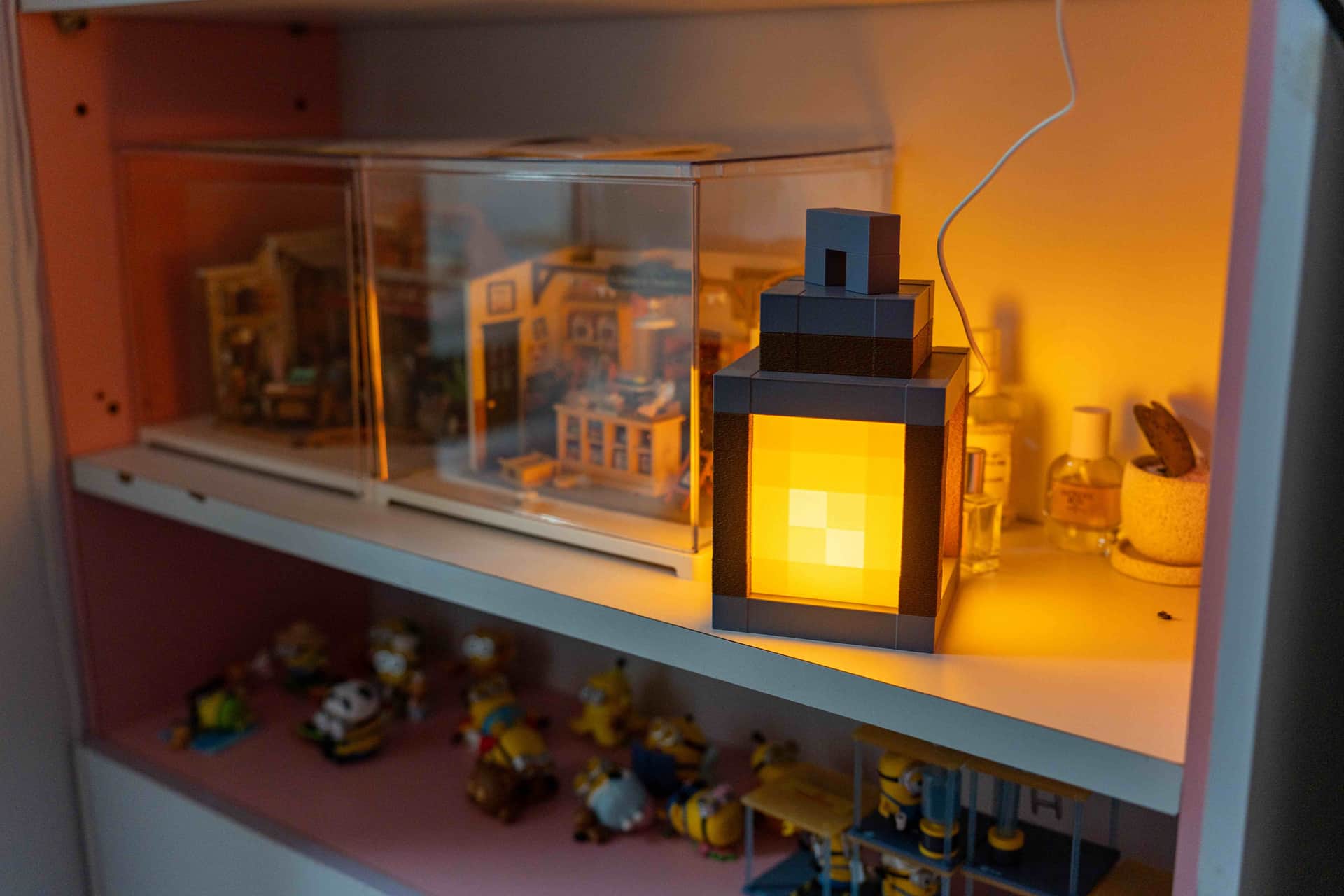 FŪINKII Minecraft Lantern in gaming collection display
